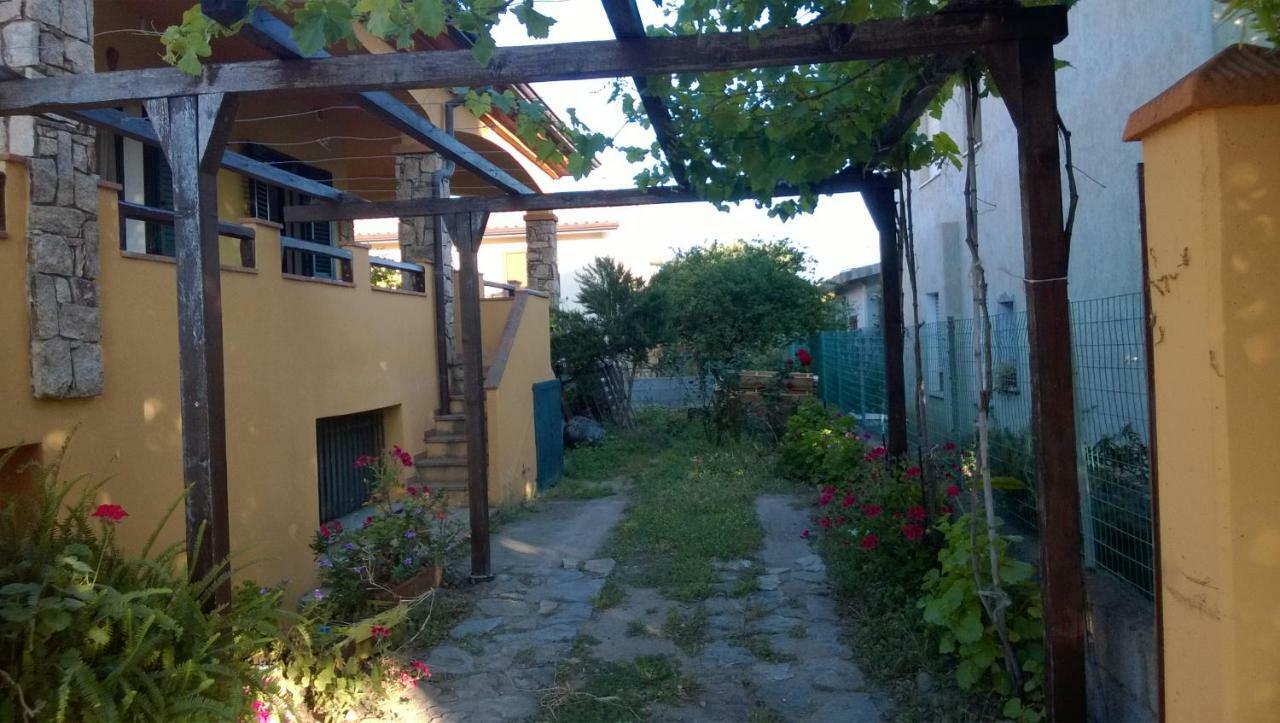 Villetta Mirto Siniscola Exterior photo