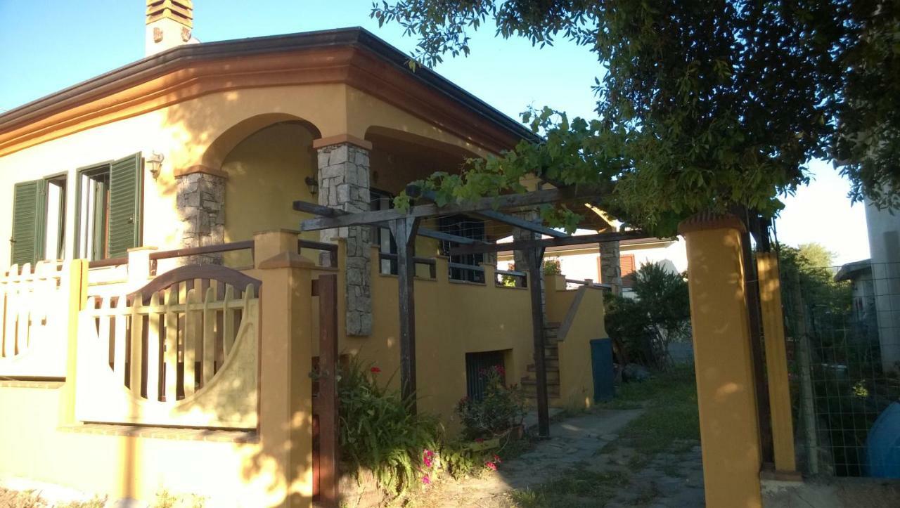 Villetta Mirto Siniscola Exterior photo